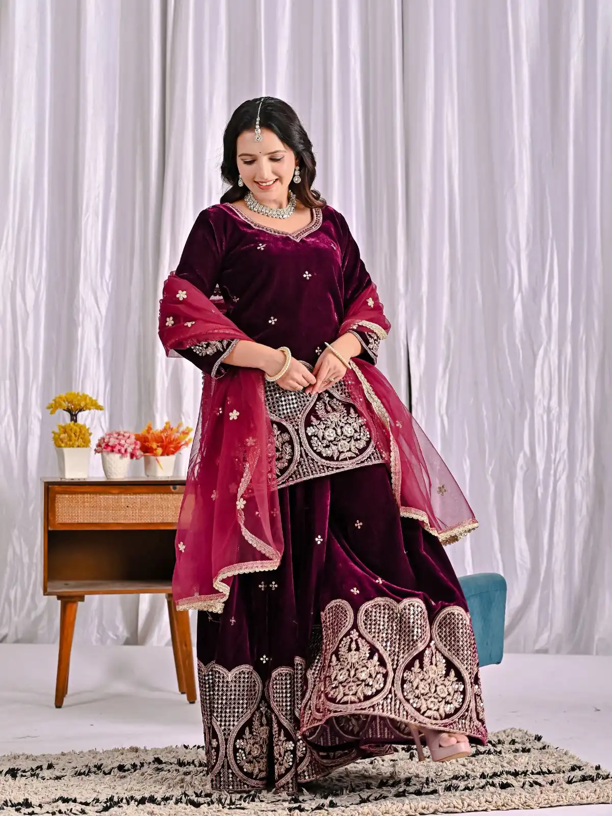 Maroon Pure Viscous Velvet Embroidery Work Salwar Suit - Image 7