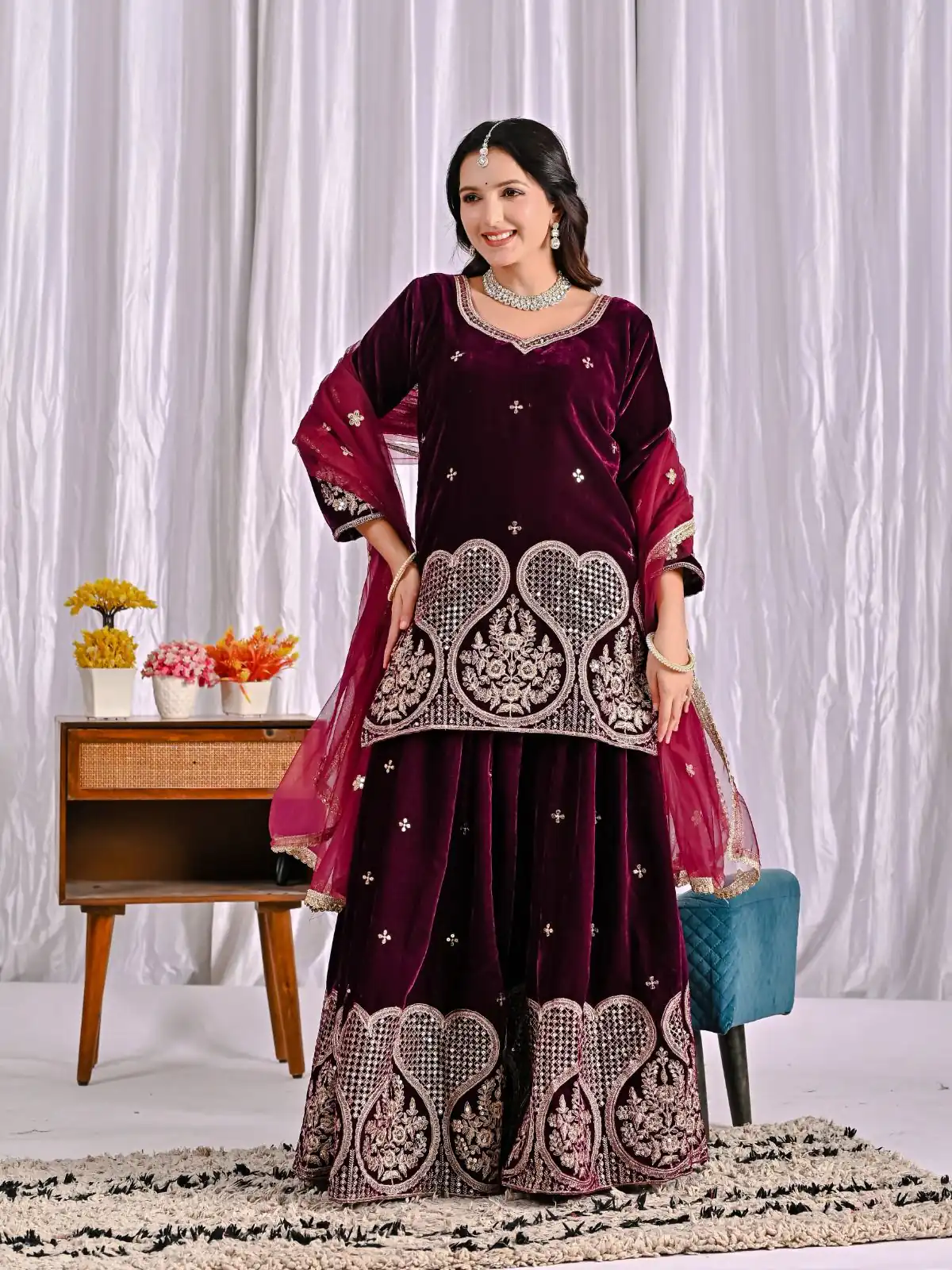 Maroon Pure Viscous Velvet Embroidery Work Salwar Suit - Image 5