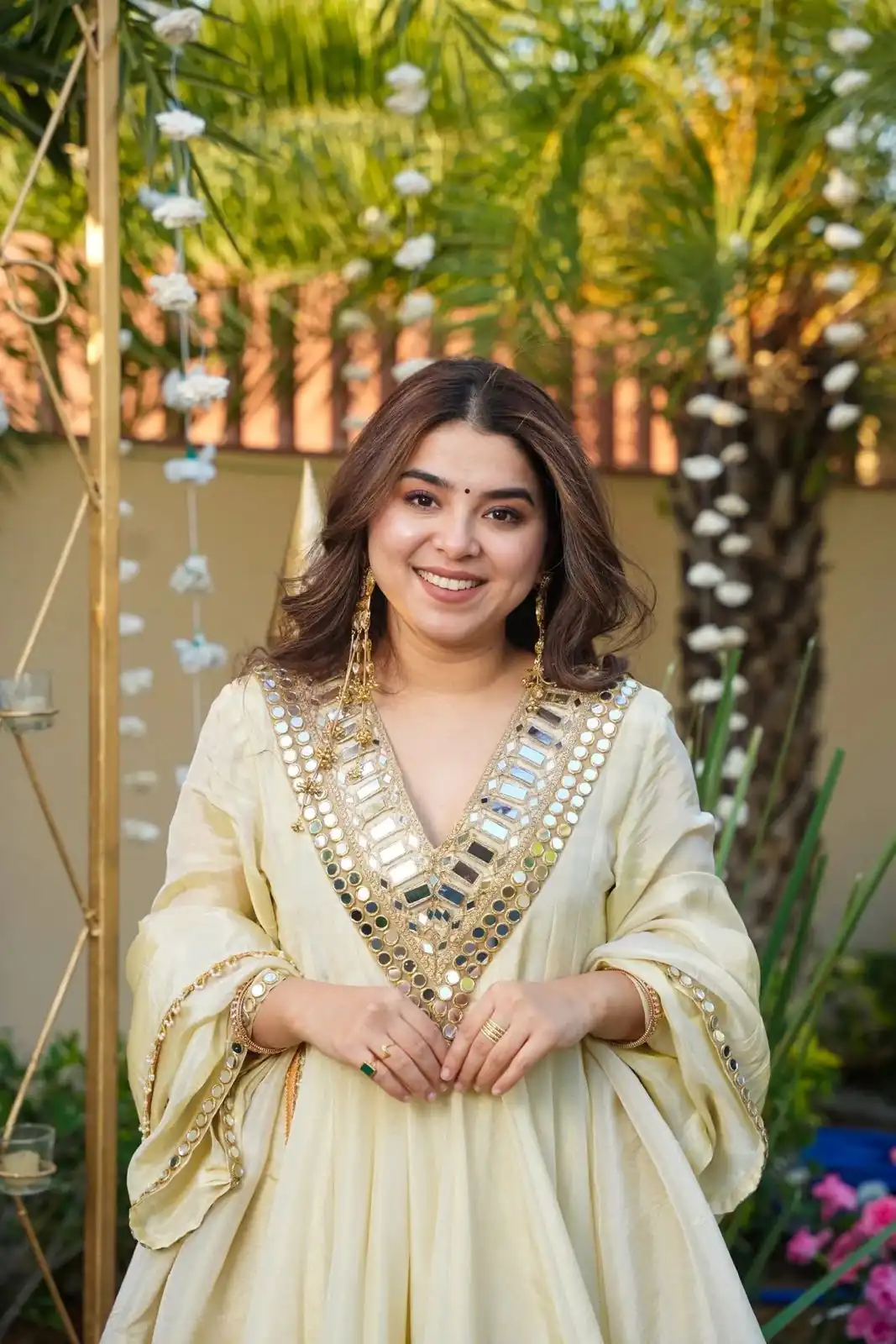 Off White Cosmos Mirror Lace Work Salwar Suit - Image 4