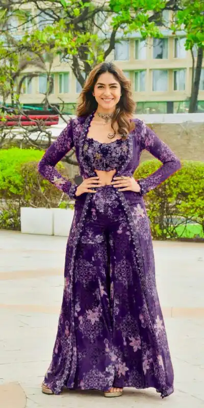 KD 1520 Purple Elegant Tubby Silk Salwar Suit with Digital Print & Embroidery Work. Introductory Price ₹2099. Delivery 4-6 Working Days. Shop now. | Jump Suits, Tops & Bottoms, Track Suits, Salwar suit, Casual Suits, Creative suits, Designer Suits, Palazzo Suits, Party Wear Suits, Patiala Suits, Straight Suits, Trendy Wear