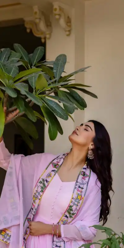 RR 41 Pink Faux Georgette Gown Perfect for Wedding, Party, Makar Sankranti, Karwa Chauth, Ethnic Day – . Now at just ₹2599. Delivery 4-6 Working D | Gowns, Bollywood Gowns, Creative Gowns, Designer Gowns, Embroidered Gowns, Party Wear Gowns