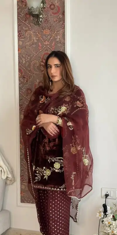 MF 488 Brown Viscose Velvet Salwar Suit. Perfect for Wedding, Party, Lohri, Makar Sankranti, Engagement – Affordable Price ₹2149. Delivery 4-6 Workin | Jump Suits, Salwar suit, Casual Suits, Creative suits, Designer Suits, Palazzo Suits, Party Wear Suits, Patiala Suits, Straight Suits