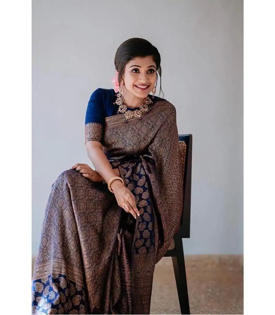 Navy Blue Lichi Silk Jacquard Lace Saree - Image 2