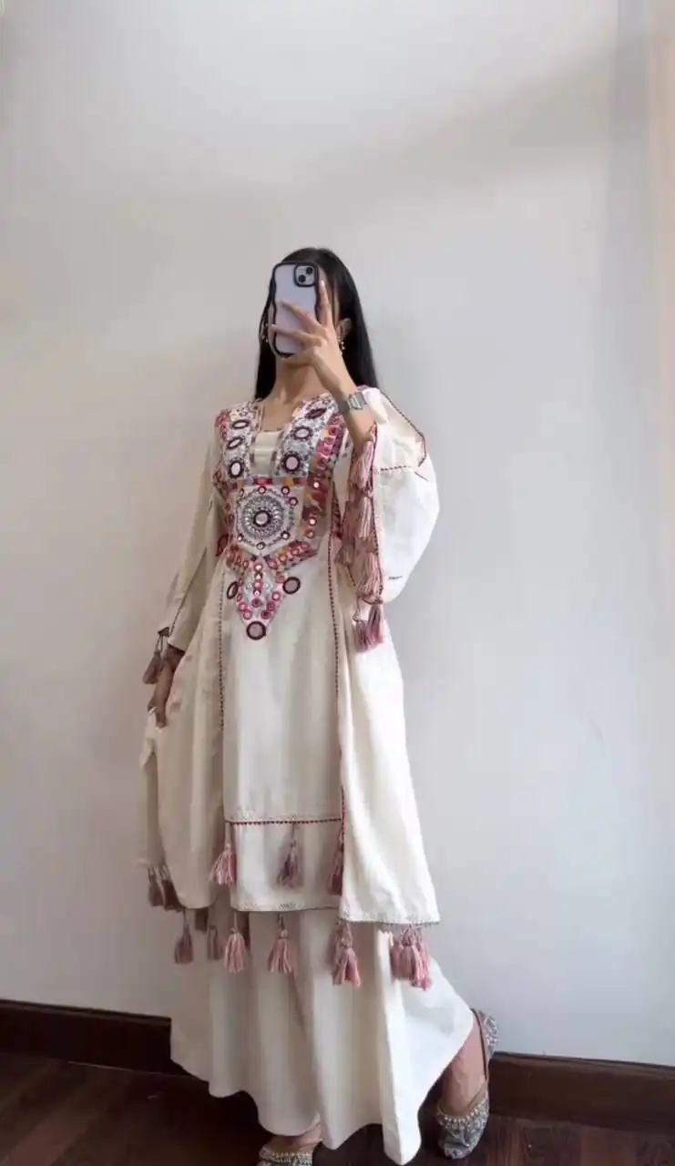 Off White Rayon Cotton Embroidery Mirror Work Salwar Suit - Image 2