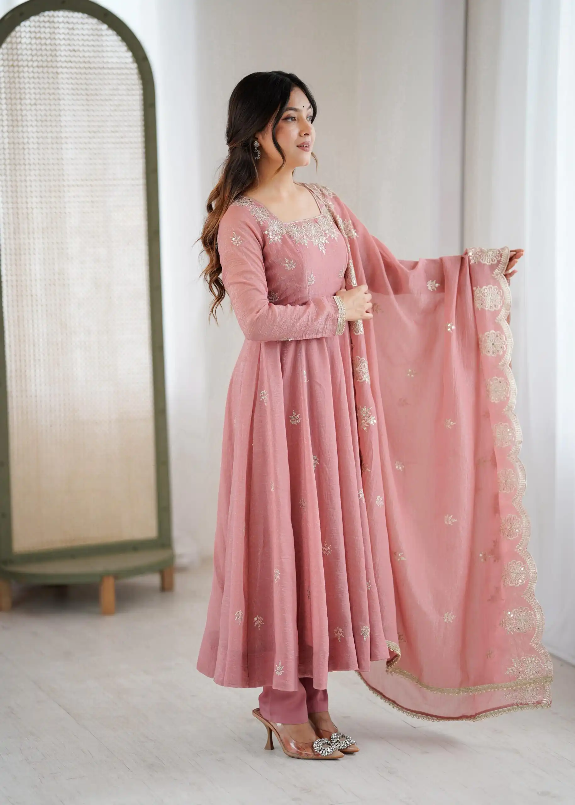 ZF 5011 Onion Crunchy Silk Gown with Embroidery Work. Wedding, Party, Festive, Events Best Price ₹2099. Delivery 4-6 Working Days. Shop now. | Gowns, Bollywood Gowns, Creative Gowns, Designer Gowns, Embroidered Gowns, Party Wear Gowns