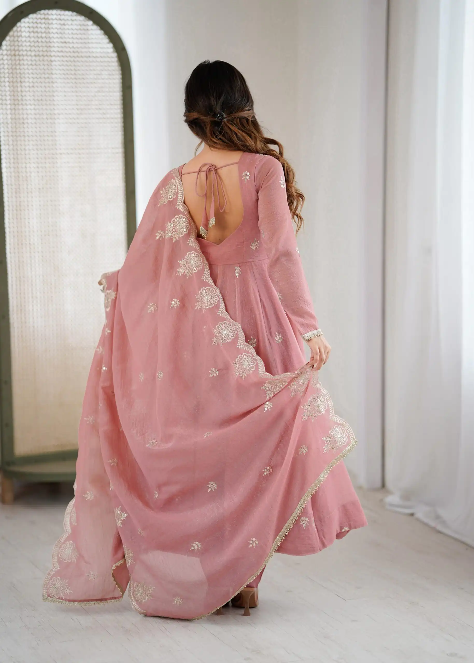 ZF 5011 Onion Crunchy Silk Gown with Embroidery Work. Wedding, Party, Festive, Events Best Price ₹2099. Delivery 4-6 Working Days. Shop now. | Gowns, Bollywood Gowns, Creative Gowns, Designer Gowns, Embroidered Gowns, Party Wear Gowns