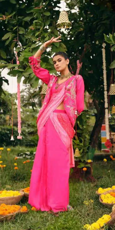 RR 34 Pink Shimmer Saree Perfect for Wedding, Party, Cultural Events, Durga Puja, Reception – . Best Price ₹2049. Delivery 4-6 Working Days. Shop now. | Sarees, Bollywood Sarees, Creative Sarees, Designer Sarees, Embroidered Sarees, Ethnic Saree, Modern Digital sarees, Party Wear Sarees